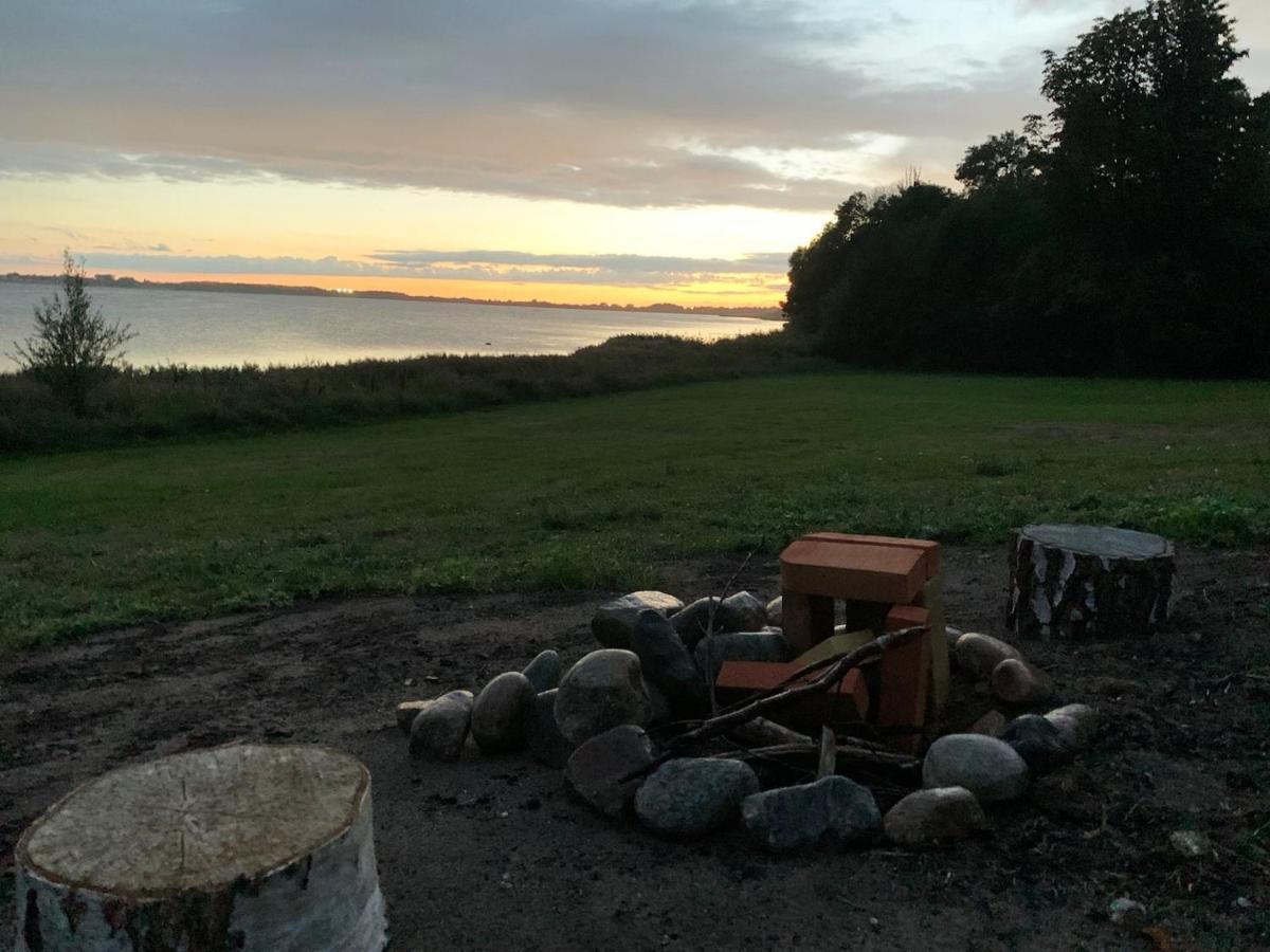 Hytte I Forste Raekke Til Fjord Hotel Holbæk Esterno foto