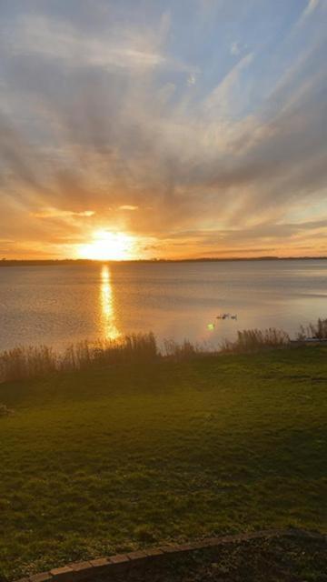 Hytte I Forste Raekke Til Fjord Hotel Holbæk Esterno foto