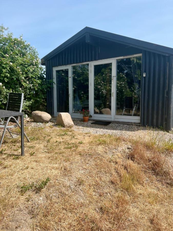Hytte I Forste Raekke Til Fjord Hotel Holbæk Esterno foto